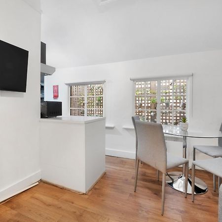 2 Bed Piccadilly Apartment 1 Londyn Zewnętrze zdjęcie