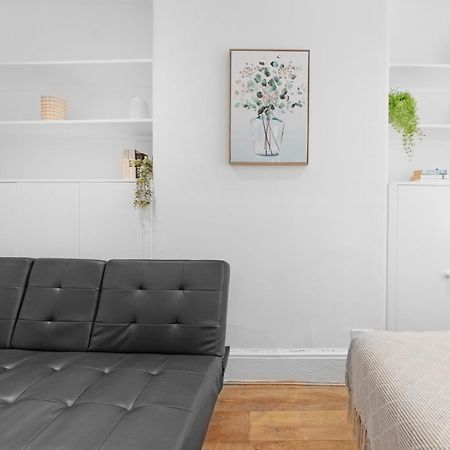 2 Bed Piccadilly Apartment 1 Londyn Zewnętrze zdjęcie