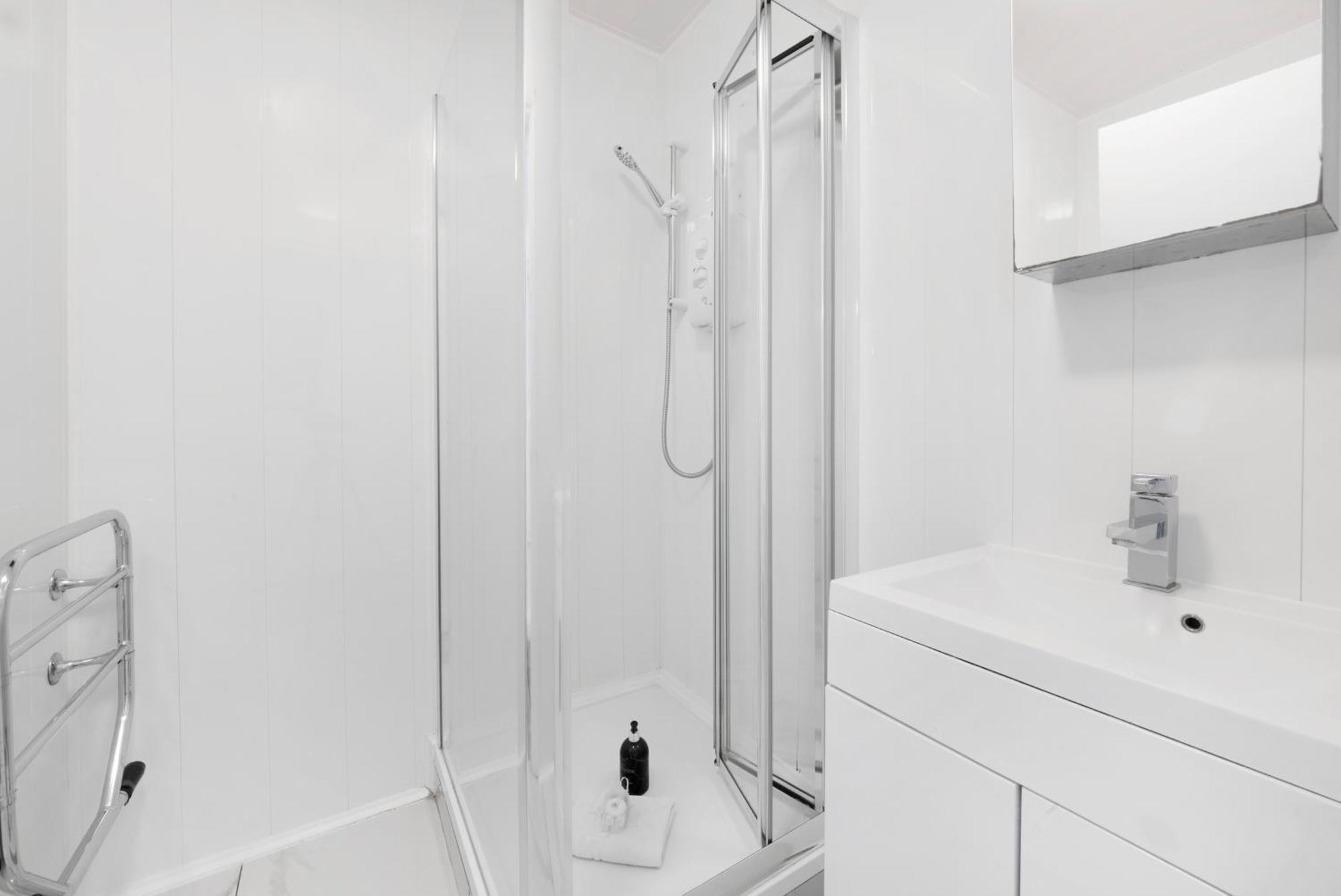 2 Bed Piccadilly Apartment 1 Londyn Zewnętrze zdjęcie
